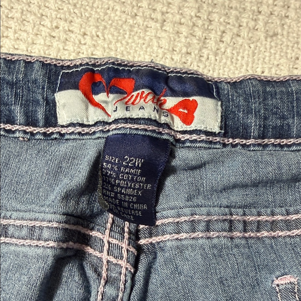 Blue Women Jeans capri with Rainbow Detail - Picture 8 of 10